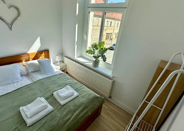 Przytulny I Sloneczny Nr 1 Gory Sowie, Jezioro, Centrum * 비엘라와