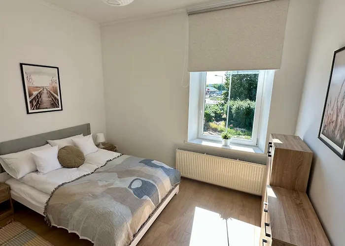 Przytulny I Sloneczny Nr 1 Gory Sowie, Jezioro, Centrum 비엘라와